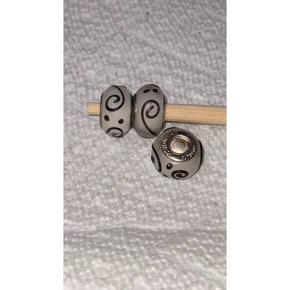 NEW SET OF 3 PANDORA MURANO TRANSCULENT WHITE W/SWIRLS & DOTS - REALLY CUTE - Picture 3 of 3